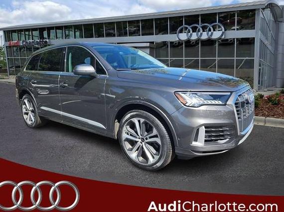 AUDI Q7 2023 WA1LXBF77PD020686 image