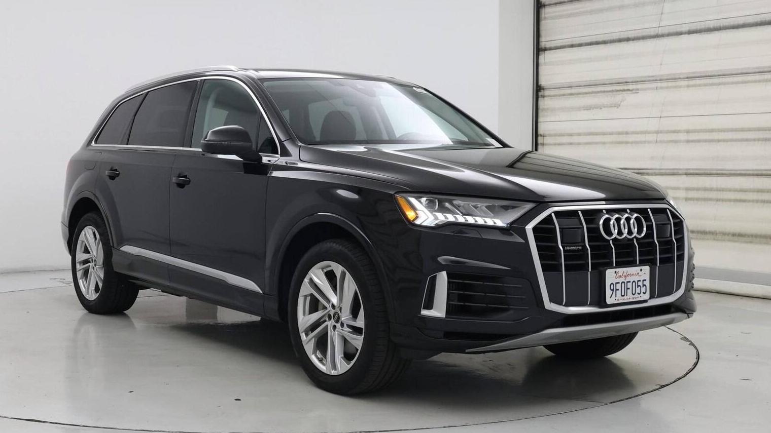 AUDI Q7 2023 WA1LXBF73PD010771 image