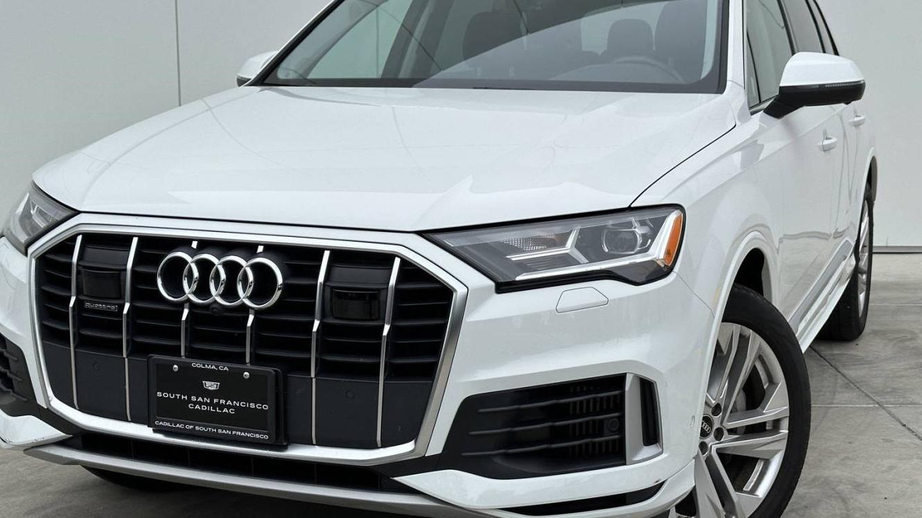 AUDI Q7 2023 WA1LXBF76PD009730 image