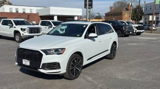 AUDI Q7 2023 WA1LXBF77PD002155 image