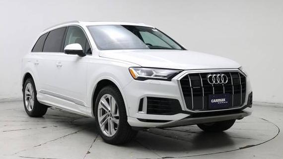 AUDI Q7 2023 WA1LXBF77PD009011 image