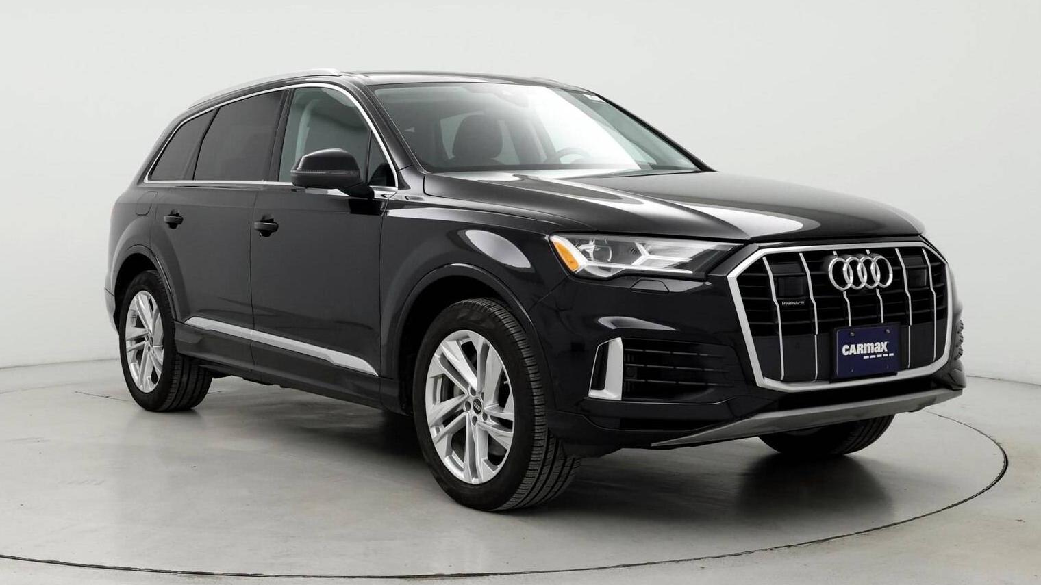 AUDI Q7 2023 WA1LXBF70PD000716 image