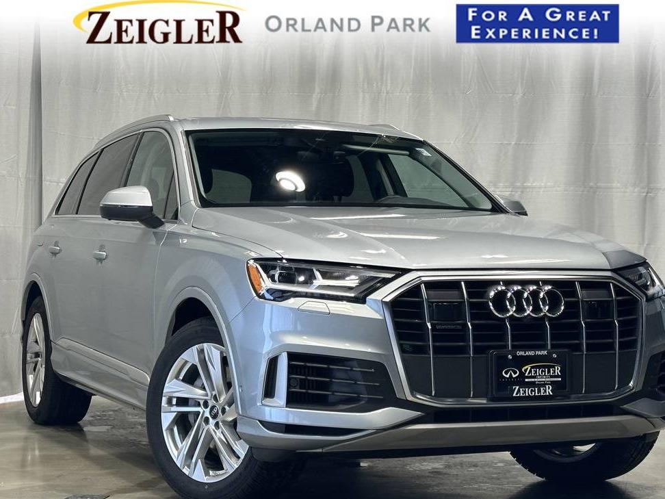 AUDI Q7 2023 WA1LXBF74PD008558 image