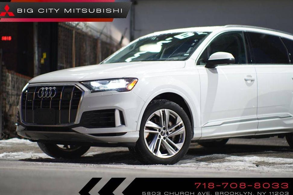 AUDI Q7 2023 WA1LXBF78PD009017 image