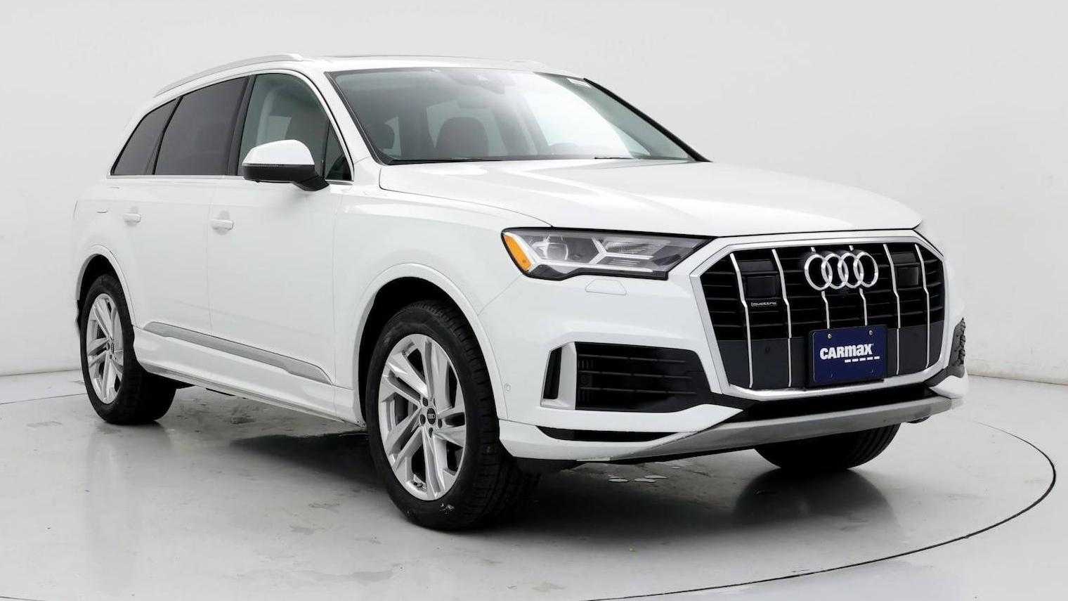 AUDI Q7 2023 WA1LXBF79PD010340 image