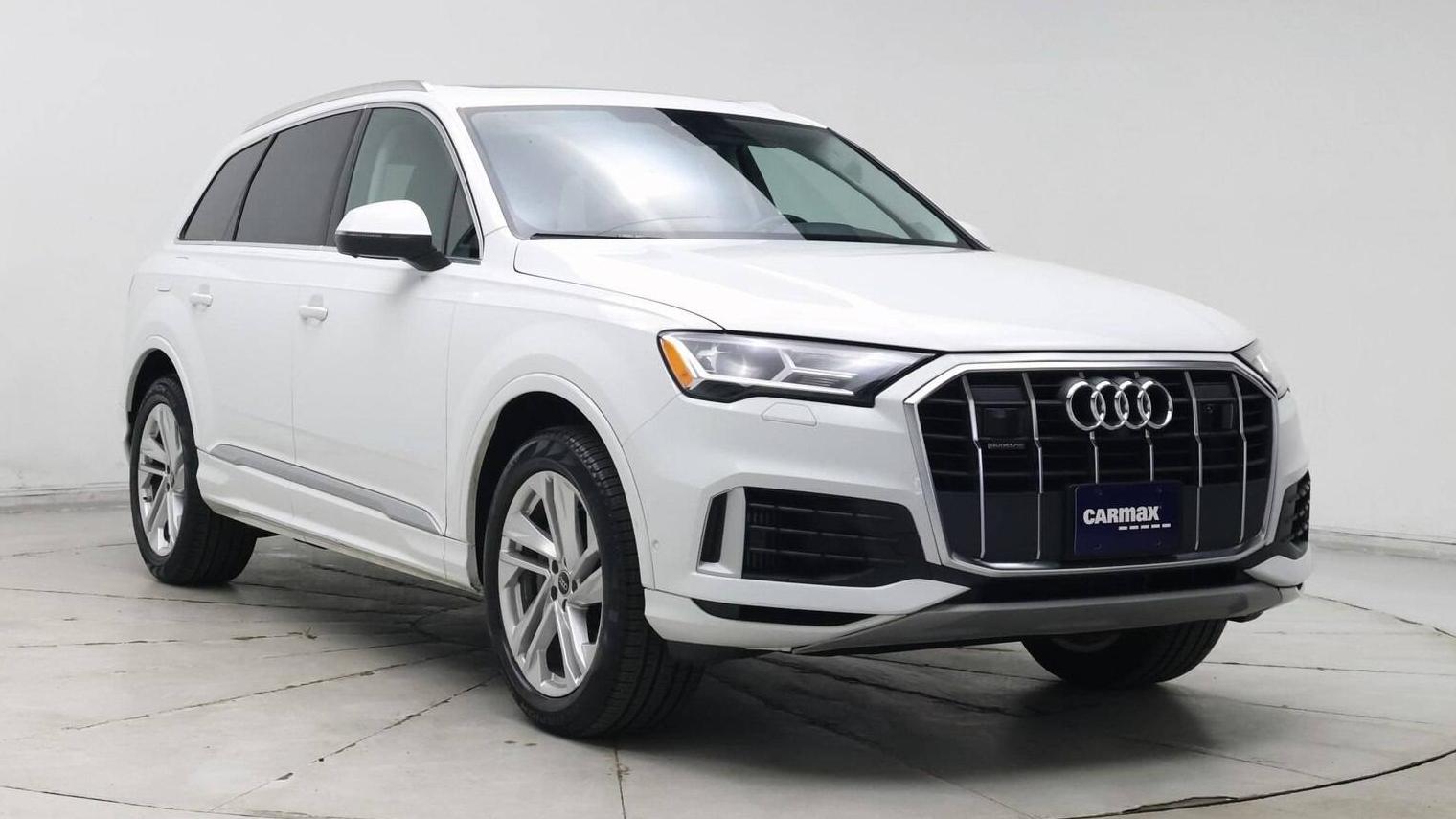 AUDI Q7 2023 WA1LXBF79PD009592 image