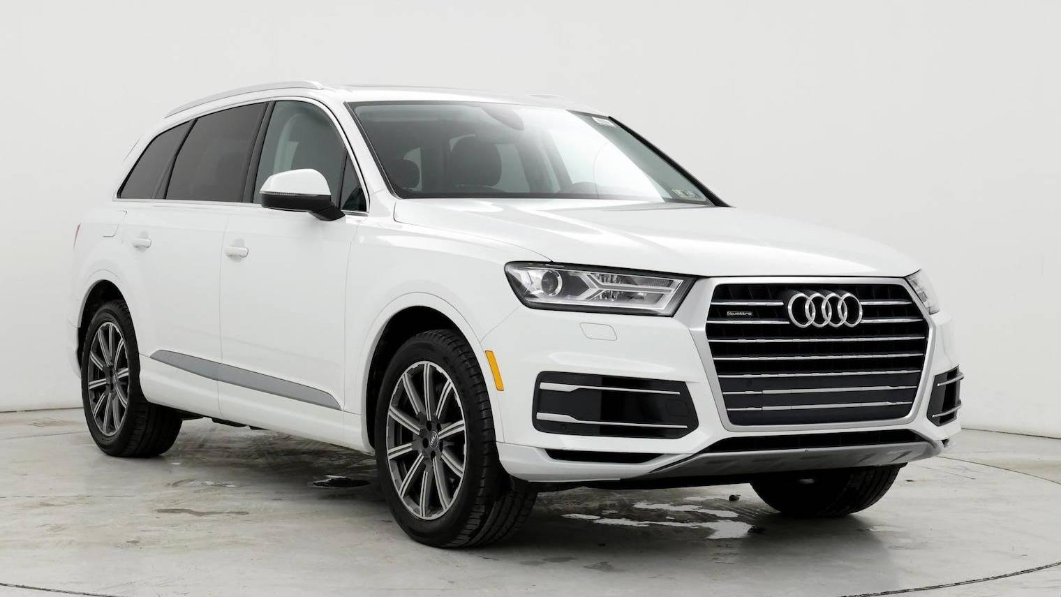 AUDI Q7 2019 WA1AAAF7XKD000511 image