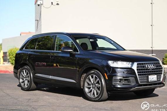 AUDI Q7 2019 WA1LAAF76KD010798 image