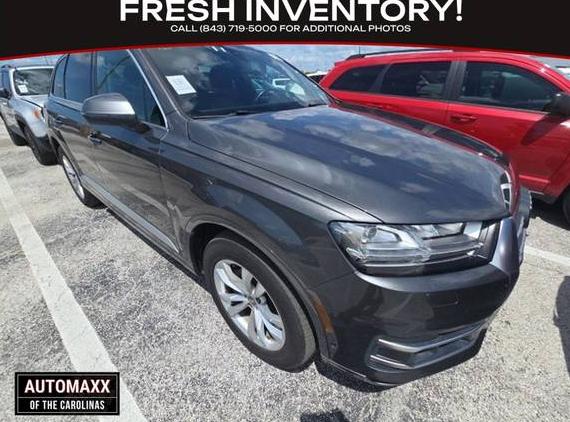 AUDI Q7 2019 WA1LAAF73KD012959 image