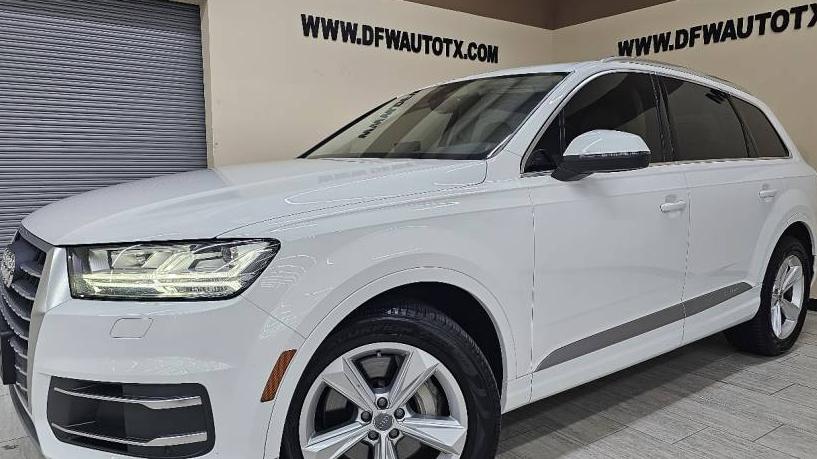 AUDI Q7 2019 WA1LHAF75KD032691 image