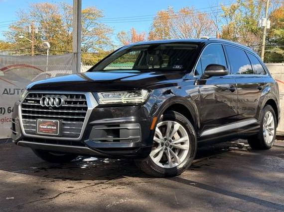 AUDI Q7 2019 WA1LAAF73KD006045 image