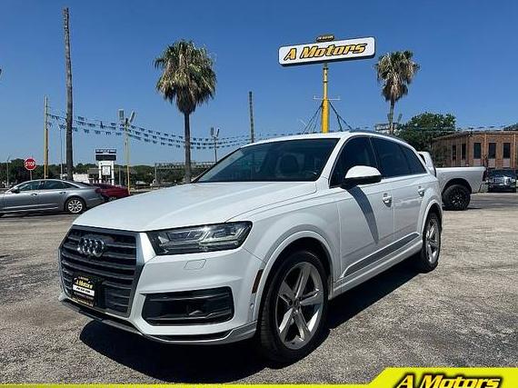 AUDI Q7 2019 WA1VAAF71KD014055 image