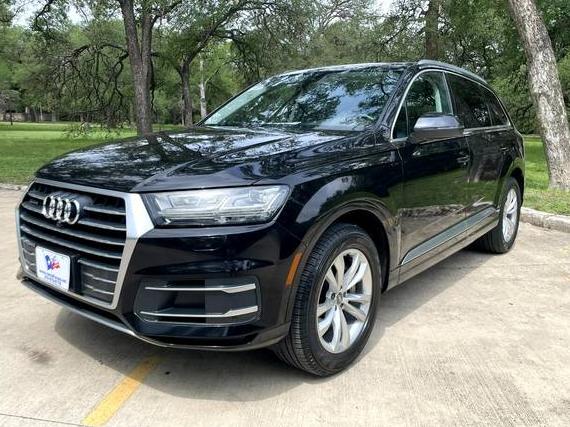 AUDI Q7 2019 WA1LHAF73KD040241 image