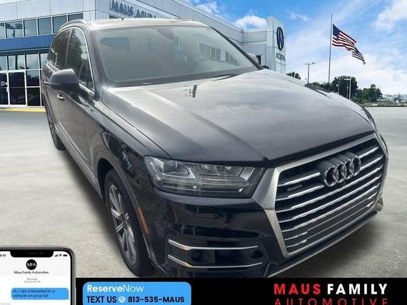 AUDI Q7 2019 WA1LAAF71KD036886 image