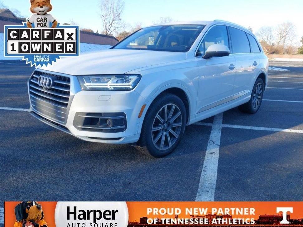 AUDI Q7 2019 WA1LAAF73KD033035 image