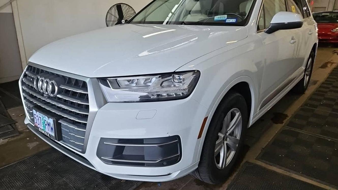 AUDI Q7 2019 WA1LHAF7XKD030757 image