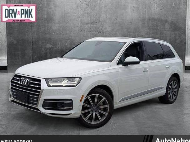 AUDI Q7 2019 WA1LAAF72KD000883 image