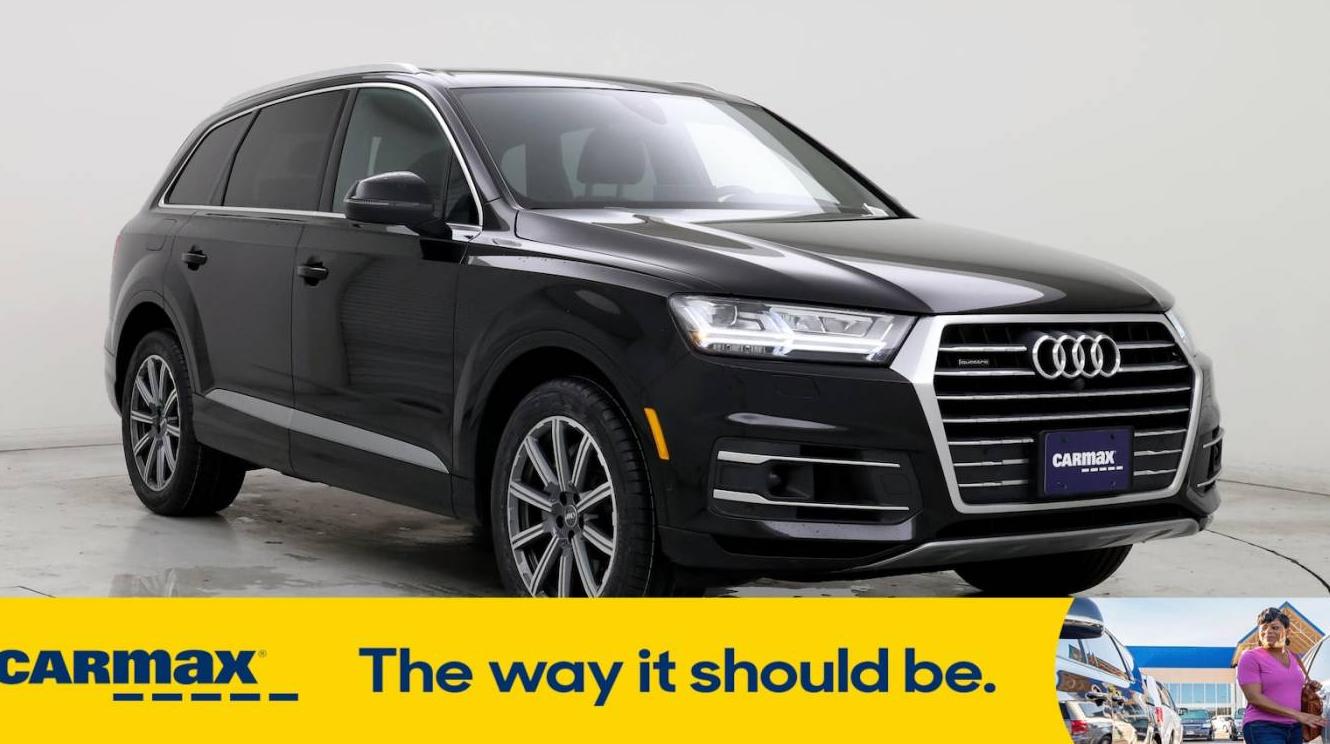 AUDI Q7 2019 WA1VAAF76KD002399 image