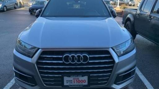 AUDI Q7 2019 WA1LAAF77KD038643 image