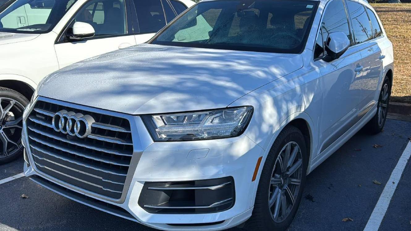 AUDI Q7 2019 WA1LAAF77KD047729 image