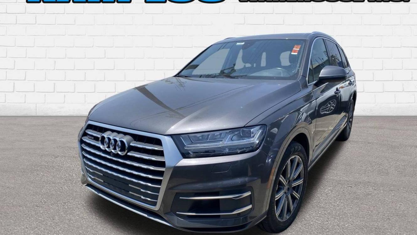 AUDI Q7 2019 WA1LAAF75KD005205 image