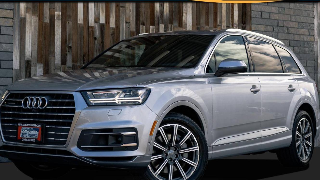 AUDI Q7 2019 WA1LAAF74KD000478 image