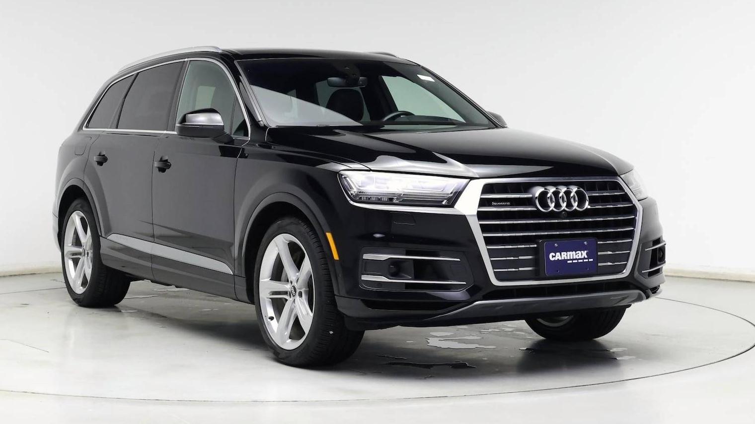 AUDI Q7 2019 WA1VAAF74KD024773 image