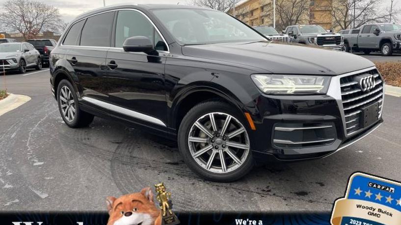 AUDI Q7 2019 WA1LHAF72KD032096 image