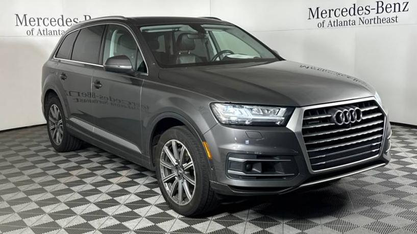 AUDI Q7 2019 WA1LAAF72KD042115 image