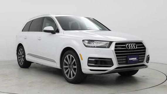 AUDI Q7 2019 WA1LAAF70KD046812 image