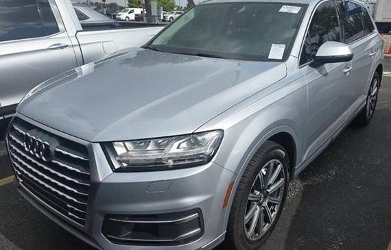 AUDI Q7 2019 WA1LAAF78KD048212 image AUDI Q7 2019 WA1LAAF78KD048212 image