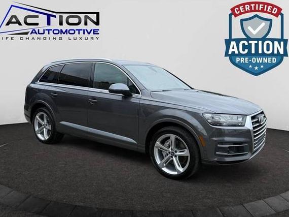 AUDI Q7 2019 WA1VAAF70KD012720 image