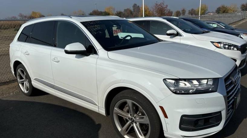 AUDI Q7 2019 WA1VAAF70KD006853 image