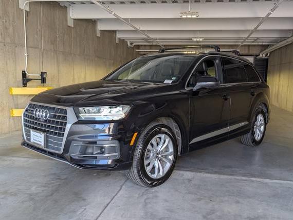 AUDI Q7 2019 WA1LAAF70KD012272 image