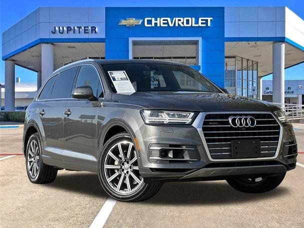 AUDI Q7 2019 WA1LAAF70KD037673 image