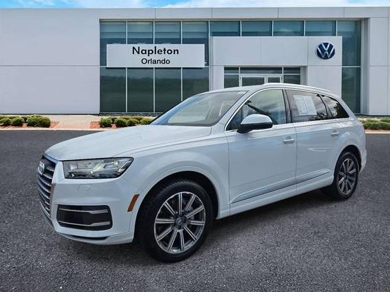 AUDI Q7 2019 WA1LHAF70KD043033 image