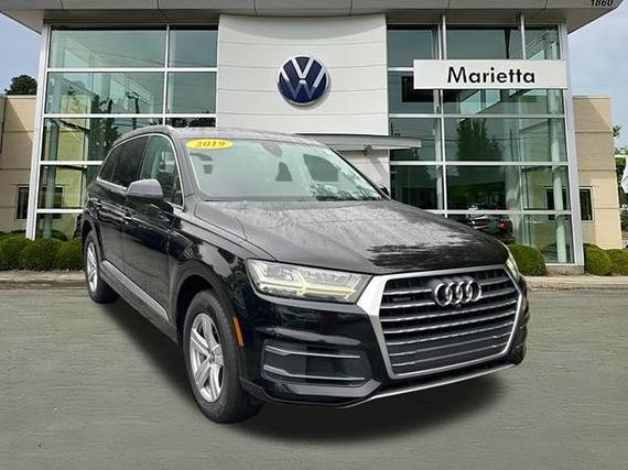 AUDI Q7 2019 WA1LHAF71KD039086 image AUDI Q7 2019 WA1LHAF71KD039086 image