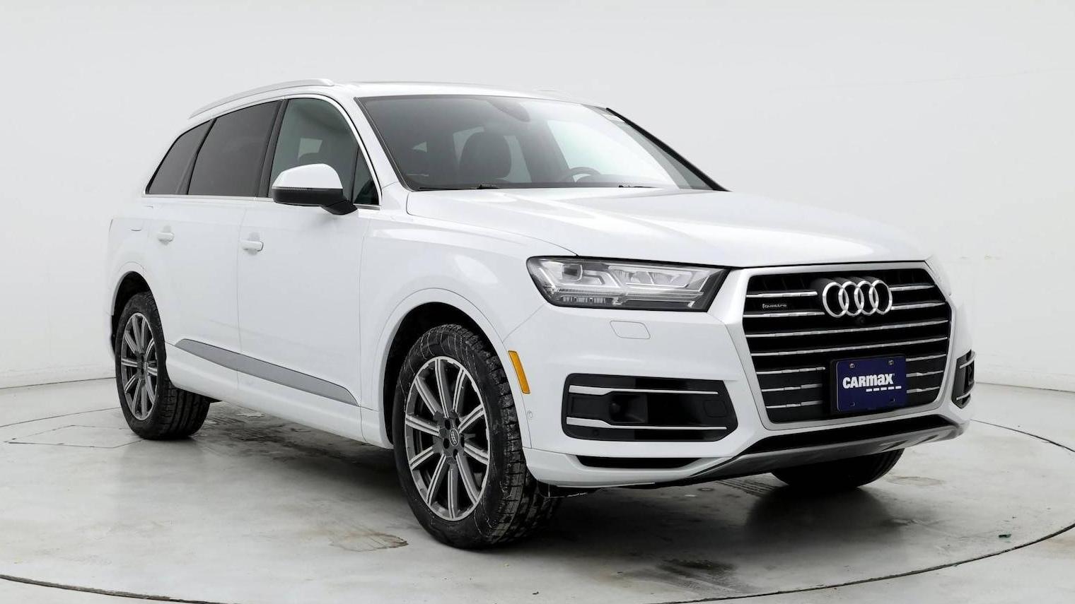 AUDI Q7 2019 WA1VAAF78KD016773 image