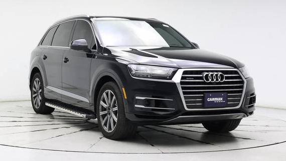 AUDI Q7 2019 WA1VAAF70KD022096 image