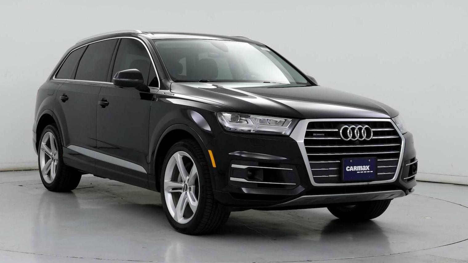 AUDI Q7 2019 WA1VAAF74KD023204 image