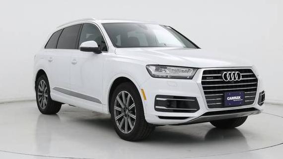 AUDI Q7 2019 WA1LAAF7XKD038250 image