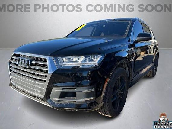 AUDI Q7 2019 WA1LAAF79KD021620 image