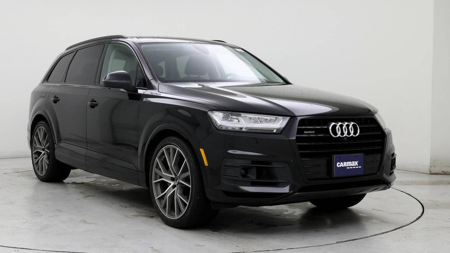 AUDI Q7 2019 WA1VAAF71KD016131 image