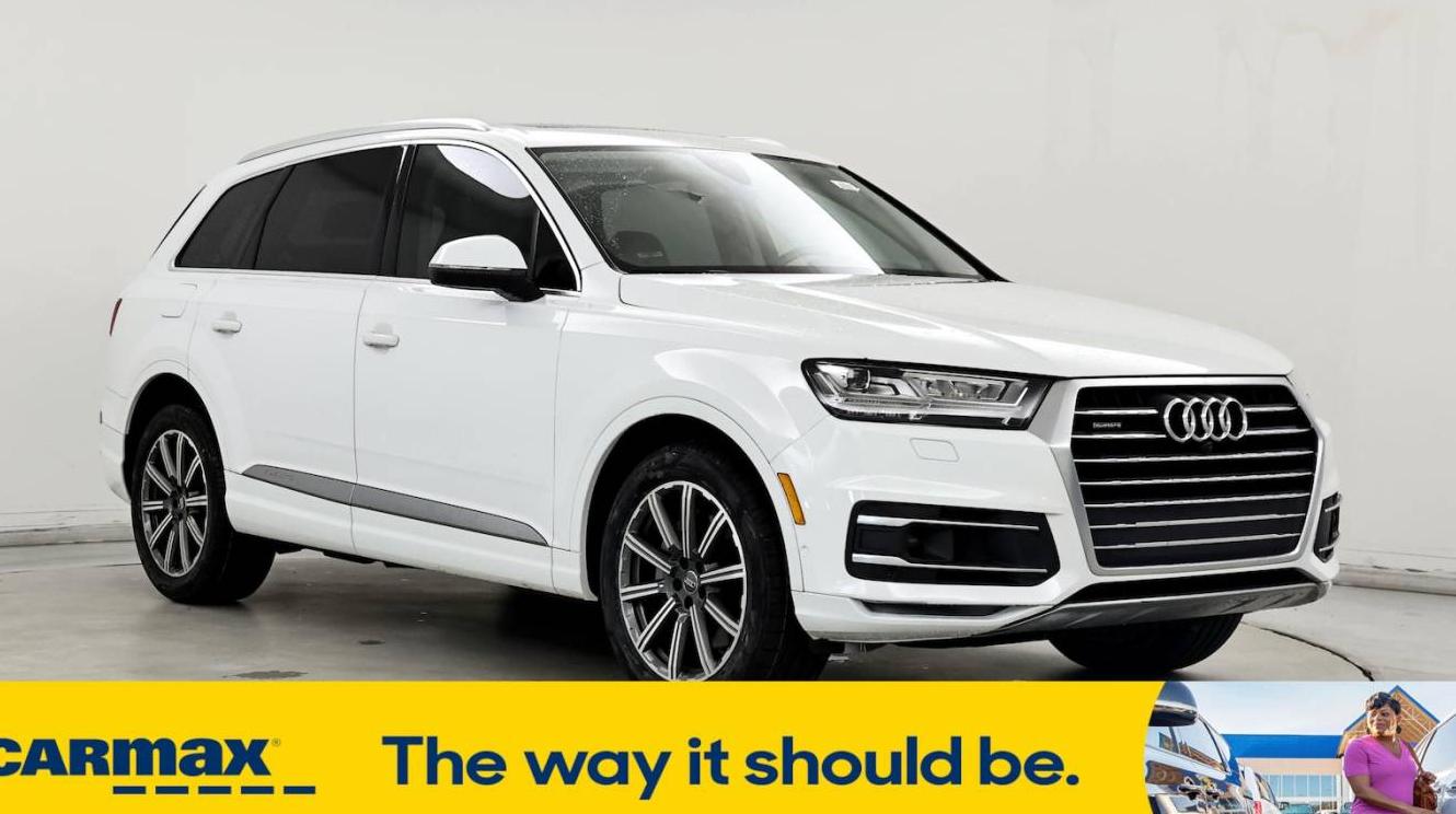 AUDI Q7 2019 WA1LAAF79KD012366 image