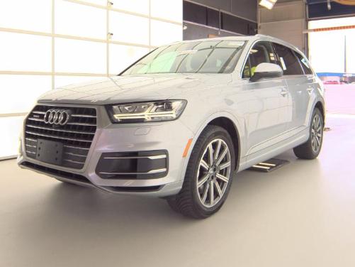 AUDI Q7 2019 WA1LAAF76KD009473 image
