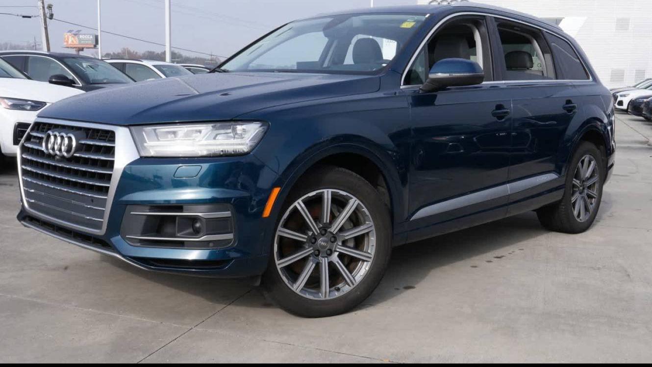 AUDI Q7 2019 WA1VAAF76KD008557 image