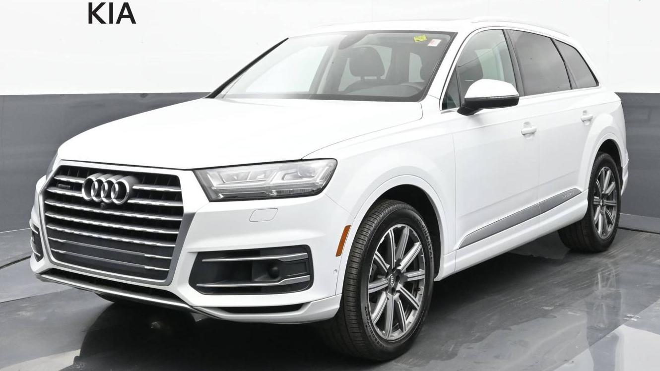 AUDI Q7 2019 WA1LAAF7XKD009931 image