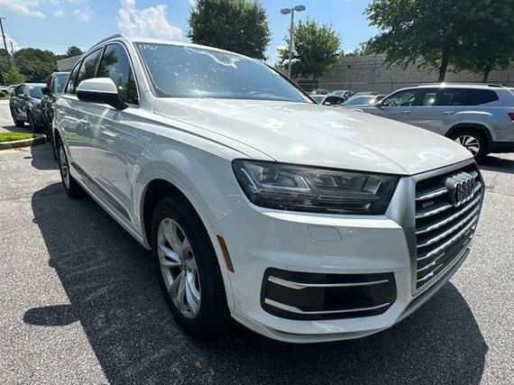 AUDI Q7 2019 WA1LAAF70KD042355 image