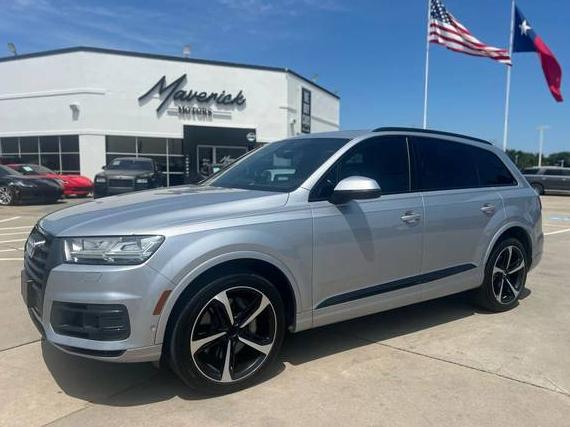 AUDI Q7 2019 WA1VAAF73KD030225 image