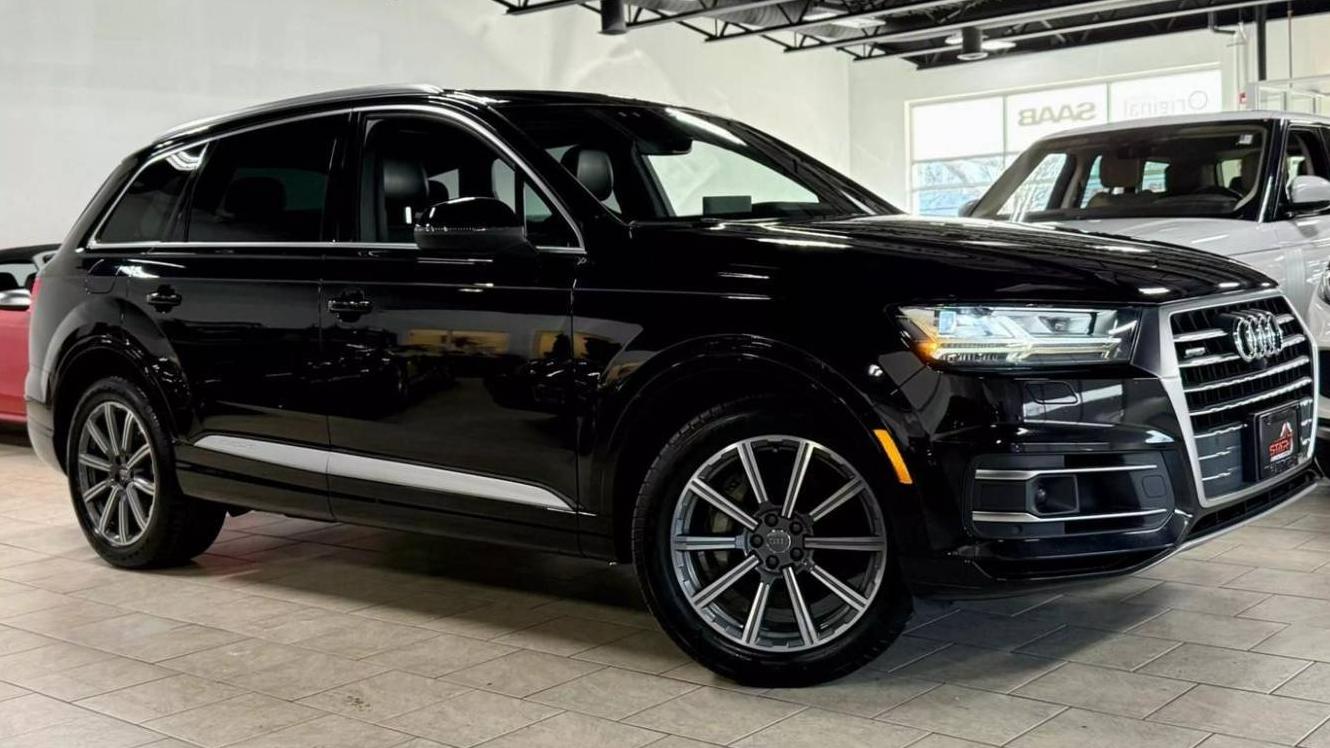 AUDI Q7 2018 WA1VAAF70JD024025 image